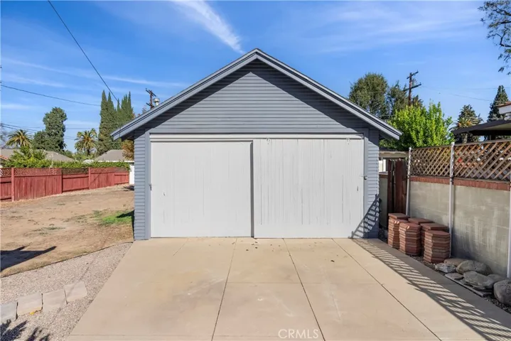 3751 Oakwood Place, Riverside, California 92506