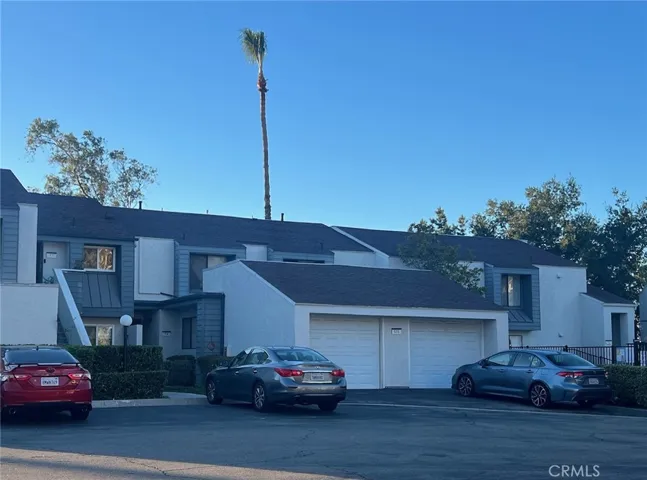 535 S Ranch View Cir 8, Anaheim Hills, California 92807