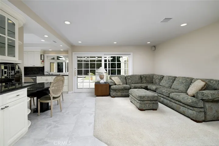 18621 Santa Ramona Street, Fountain Valley, California 92708