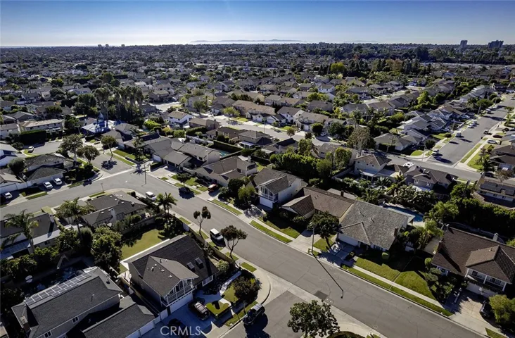 18621 Santa Ramona Street, Fountain Valley, California 92708