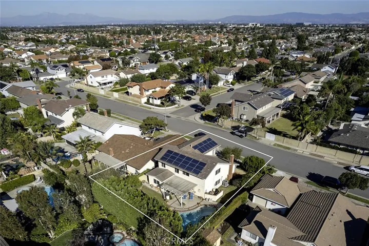 18621 Santa Ramona Street, Fountain Valley, California 92708