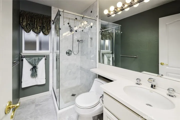 18621 Santa Ramona Street, Fountain Valley, California 92708