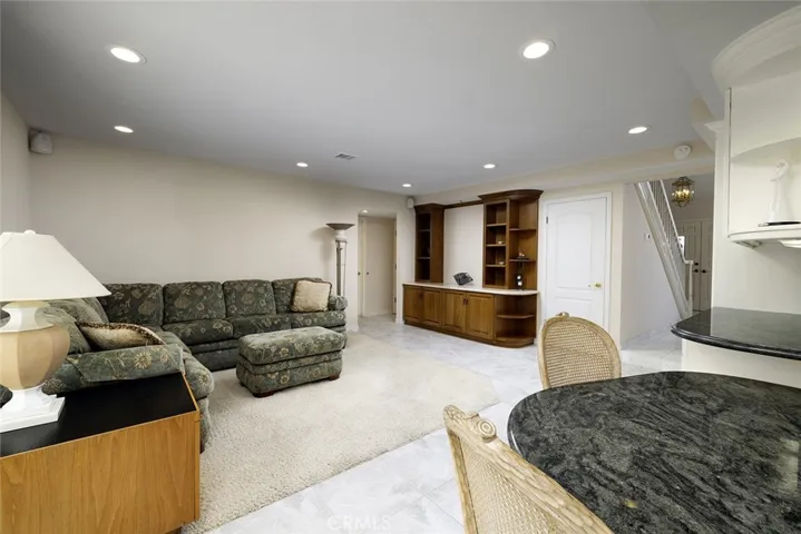 18621 Santa Ramona Street, Fountain Valley, California 92708