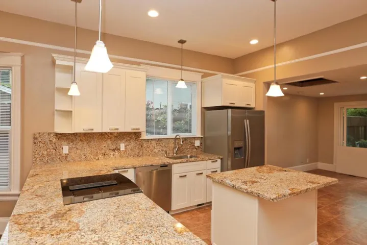 1069 Jackson Street, Mountain View, California 94043
