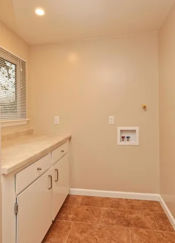 1069 Jackson Street, Mountain View, California 94043