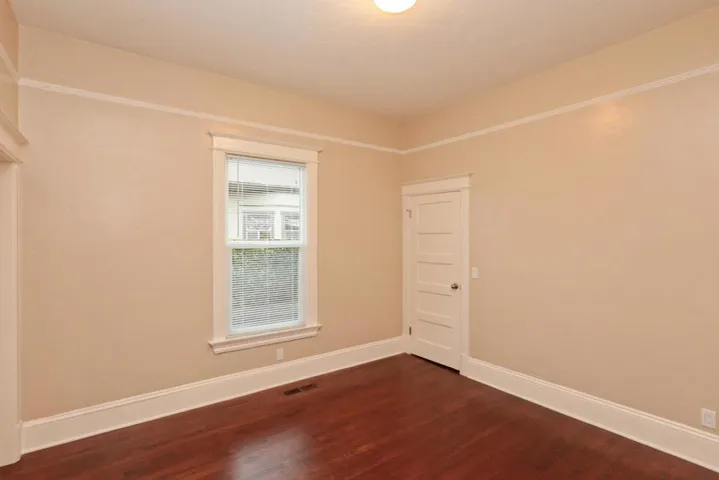 1069 Jackson Street, Mountain View, California 94043