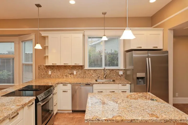 1069 Jackson Street, Mountain View, California 94043