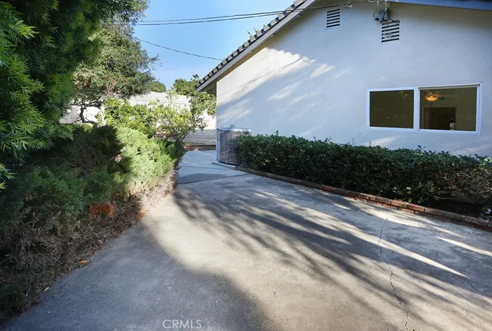 11861 Colony Drive, North Tustin, California 92705