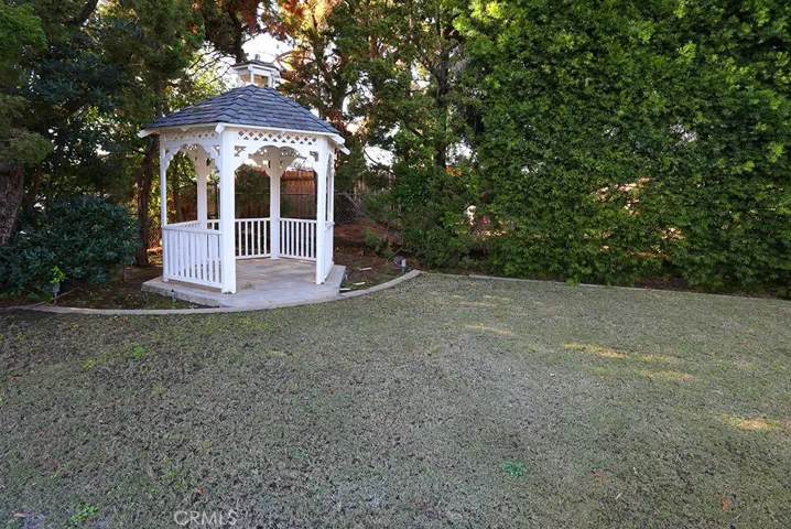 Adorable gazebo