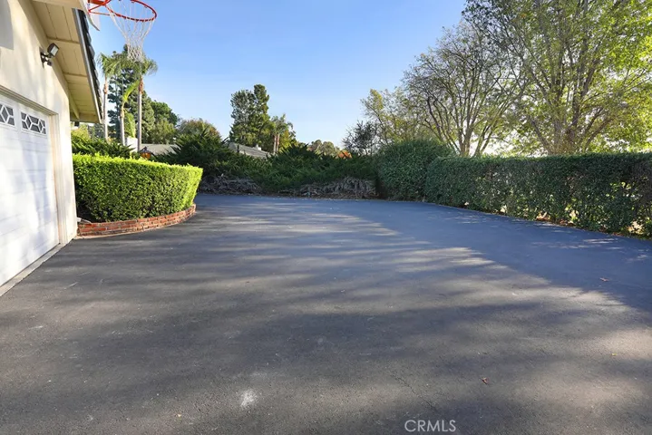 Possible RV/boat parking available