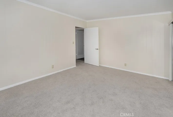 Alternate view of guest bedroom 1