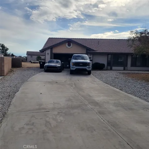 19057 Cuyamaca Place, Apple Valley, California 92308