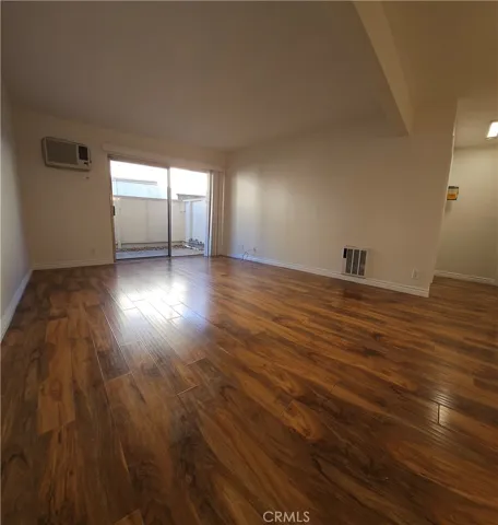 28947 Thousand Oaks Boulevard 120, Agoura Hills, California 91301