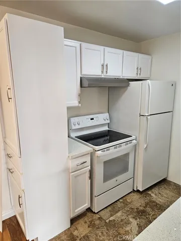 28947 Thousand Oaks Boulevard 120, Agoura Hills, California 91301
