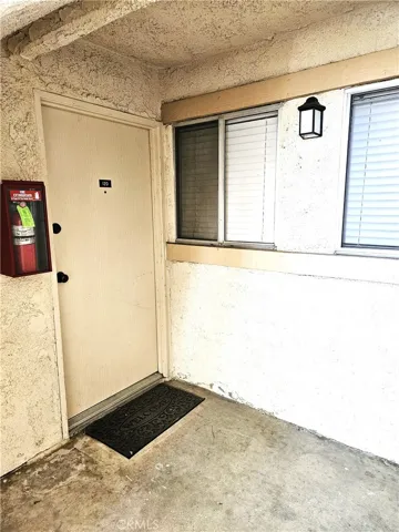 28947 Thousand Oaks Boulevard 120, Agoura Hills, California 91301
