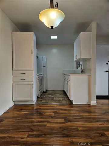 28947 Thousand Oaks Boulevard 120, Agoura Hills, California 91301
