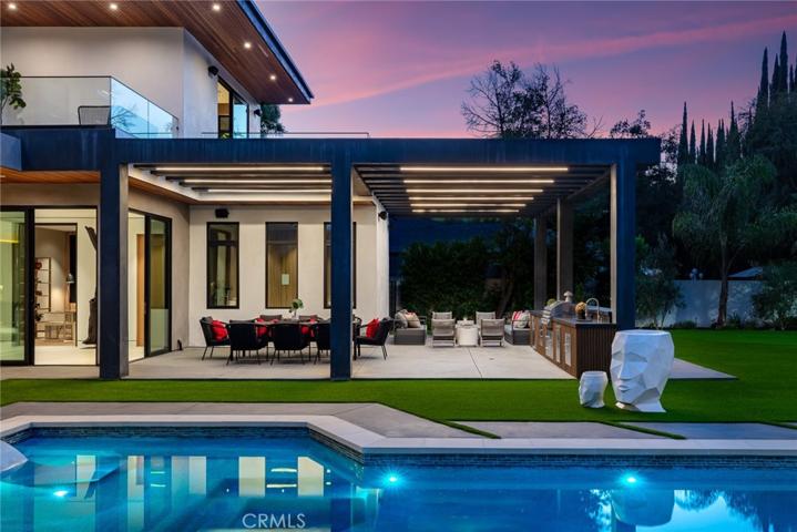 4970 Brewster Drive, Tarzana, California 91356