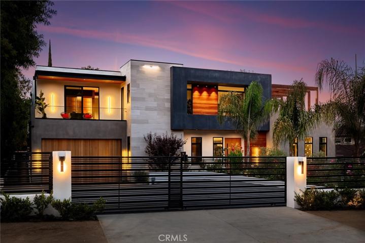 4970 Brewster Drive, Tarzana, California 91356