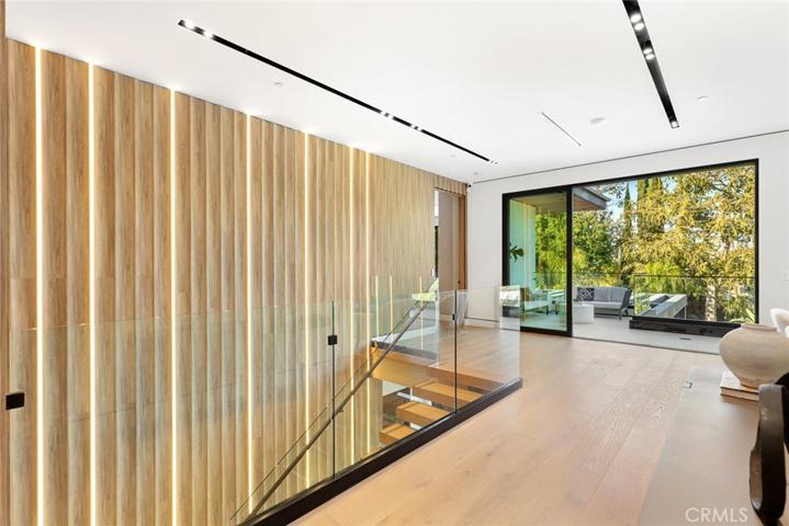4970 Brewster Drive, Tarzana, California 91356