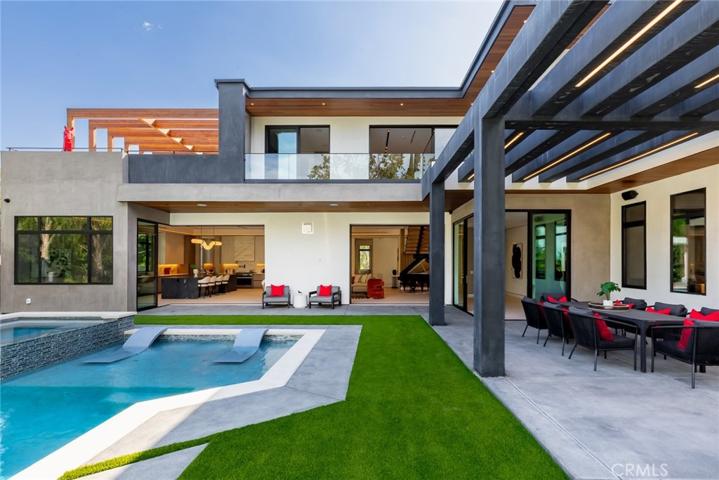 4970 Brewster Drive, Tarzana, California 91356
