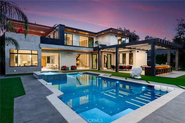 4970 Brewster Drive, Tarzana, California 91356