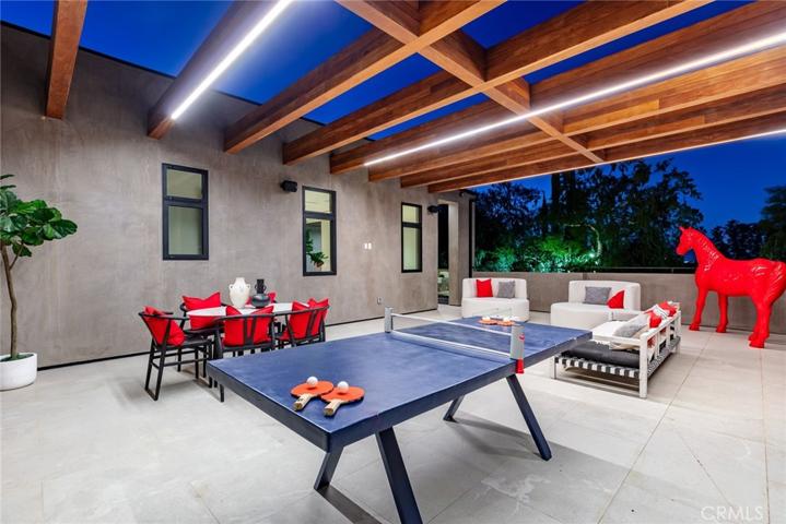 4970 Brewster Drive, Tarzana, California 91356