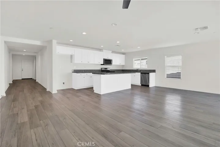 29086 Golden Sunset Circle, Winchester, California 92596