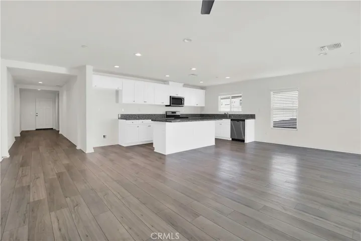 29086 Golden Sunset Circle, Winchester, California 92596