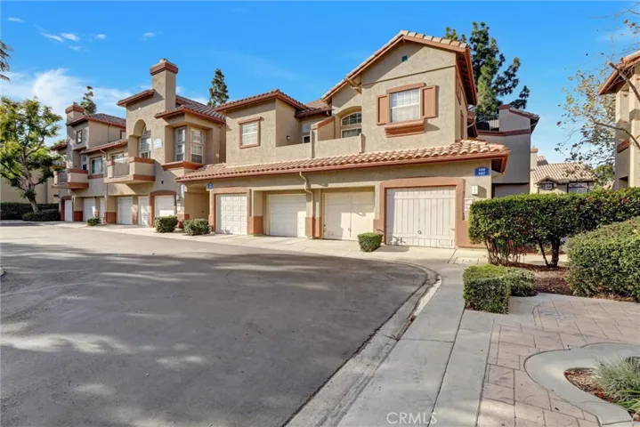 2941 Via Milano 108, Corona, California 92879