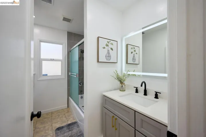 5437 Solano Ave, Richmond, California 94805