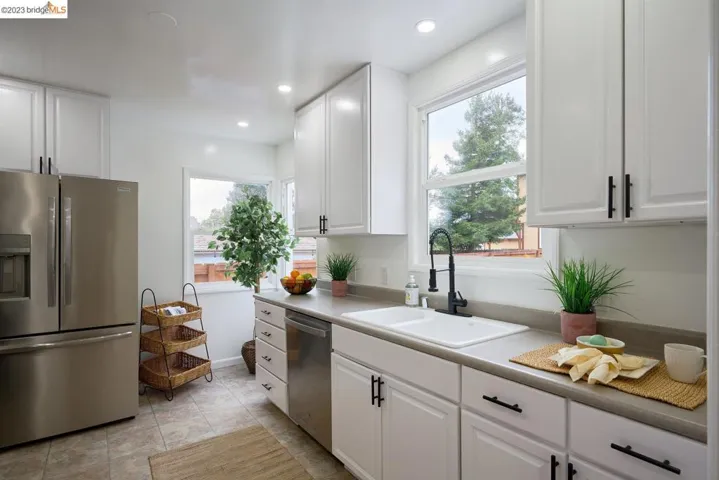 5437 Solano Ave, Richmond, California 94805