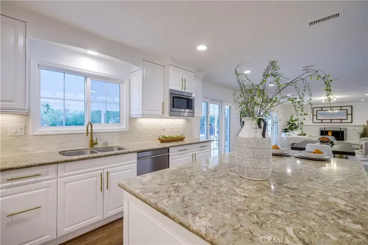 18482 Taft Avenue, Villa Park, California 92861