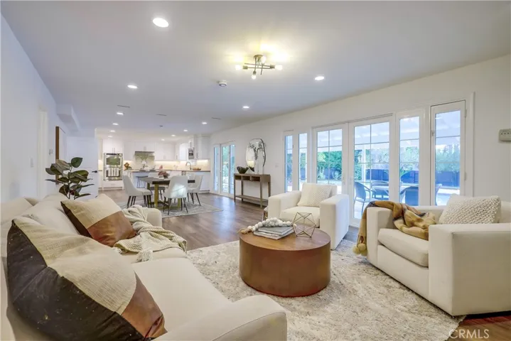 18482 Taft Avenue, Villa Park, California 92861