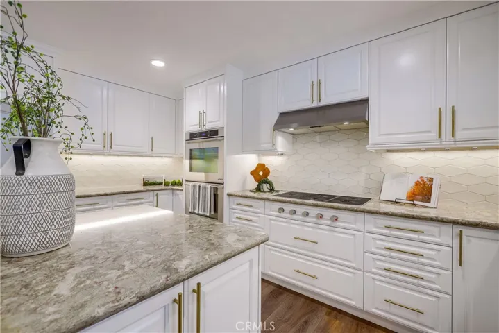 18482 Taft Avenue, Villa Park, California 92861
