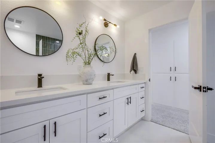 18482 Taft Avenue, Villa Park, California 92861