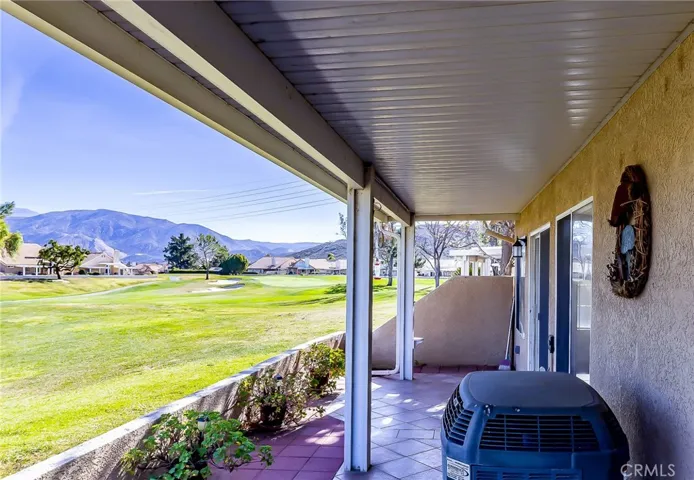 patio area.
