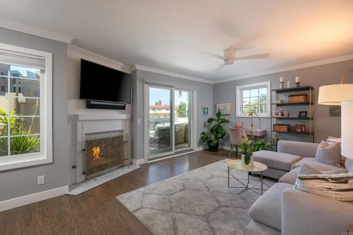 Den/Family/Great Room