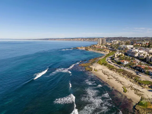 7553 La Jolla Boulevard, La Jolla, California 92037