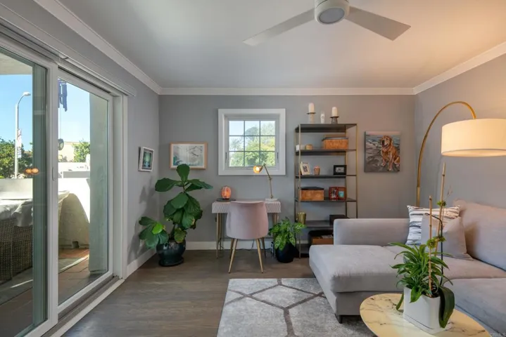 Den/Family/Great Room