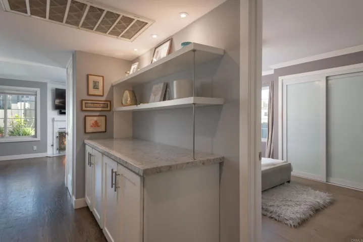 7553 La Jolla Boulevard, La Jolla, California 92037