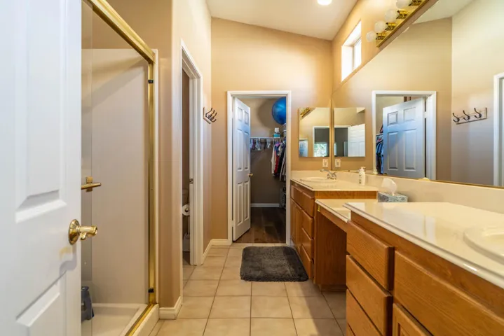 Dual Vanity Primary Bath 1