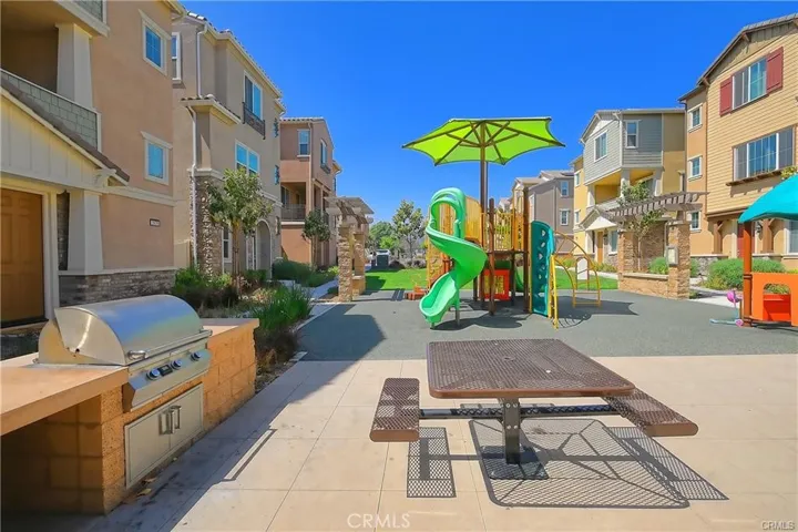 796 Plum Lane, Pomona, California 91767