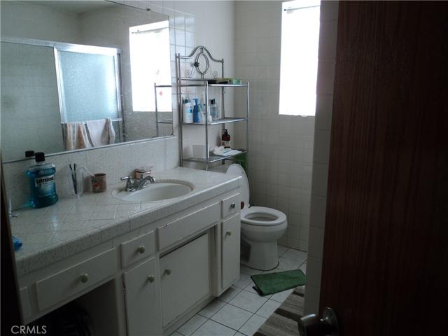 Unit A Full bath