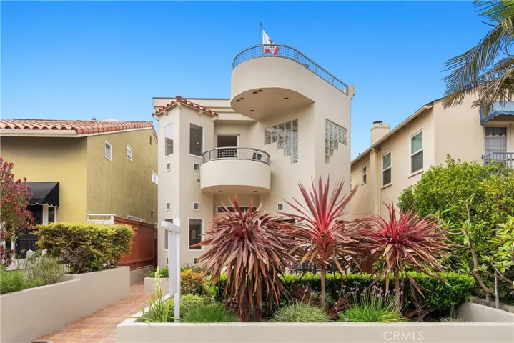 329 5th Street, Manhattan Beach, California 90266