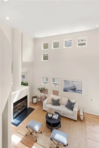 329 5th Street, Manhattan Beach, California 90266