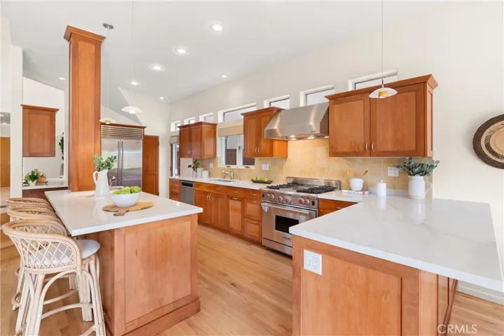329 5th Street, Manhattan Beach, California 90266