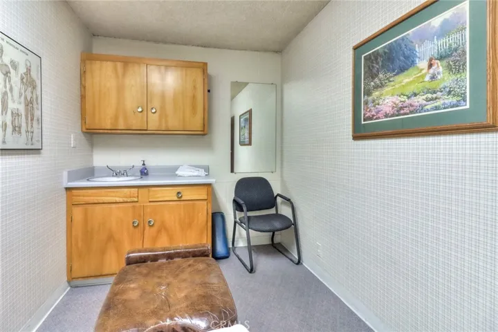 705 W Foothill Boulevard, Glendora, California 91741