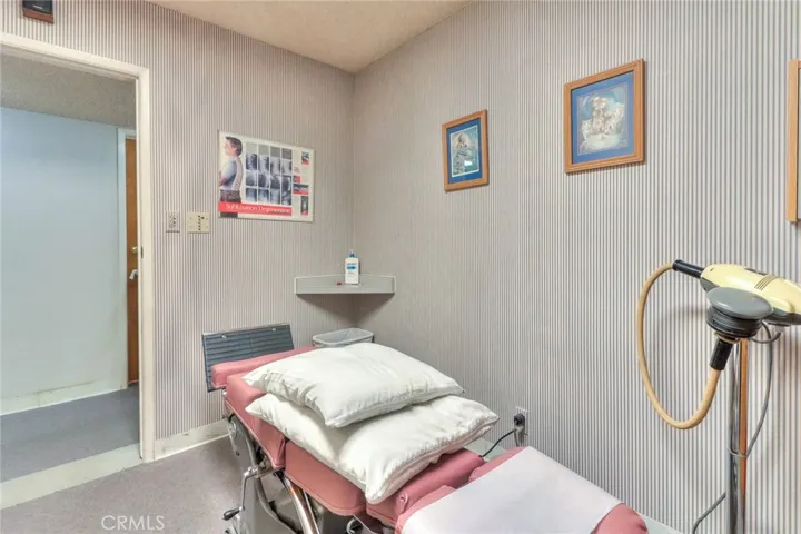 705 W Foothill Boulevard, Glendora, California 91741