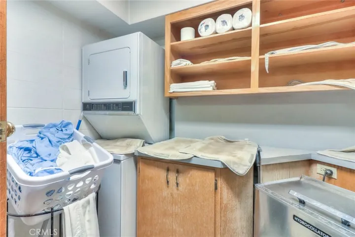 705 W Foothill Boulevard, Glendora, California 91741