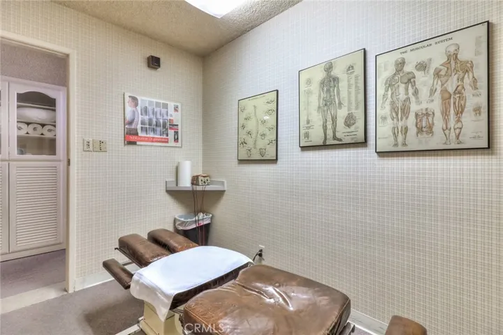 705 W Foothill Boulevard, Glendora, California 91741